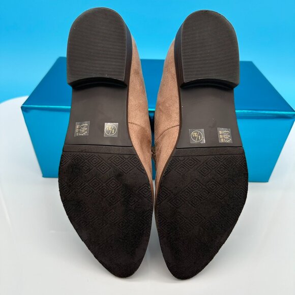 CL By Laundry Women's Farris Pointed Toe Slip On Loafer Shoes, Size 8,โ Sand - Picture 9 of 14